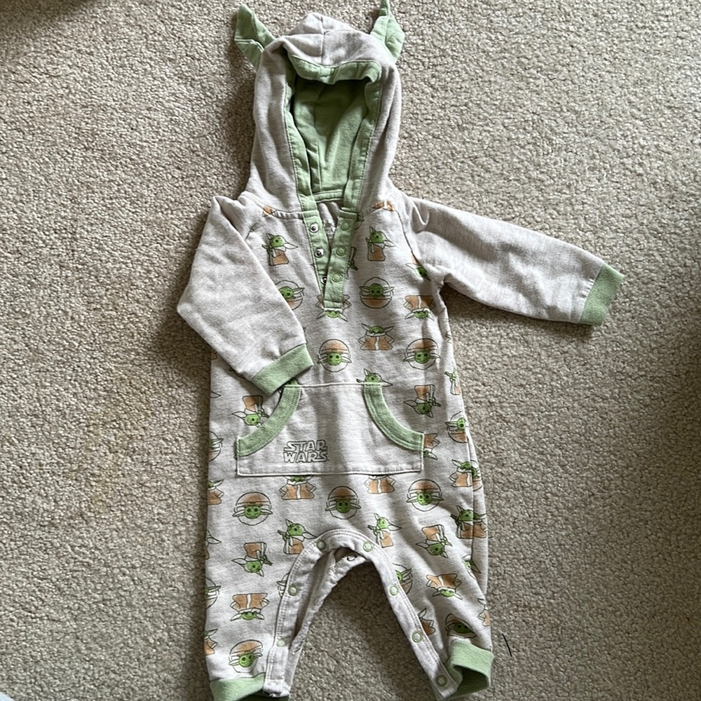 *4/$13* Star Wars Baby Yoda the Child one piece 6m